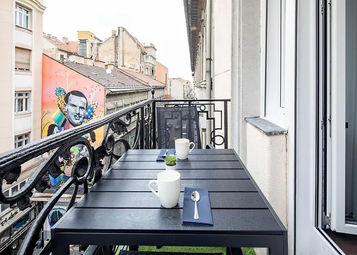 Ultra - Balcony - New