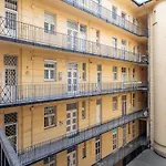 Ultra - Balcony - New Budapeste