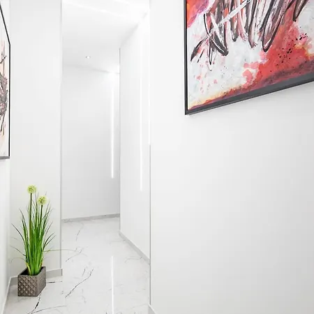 Ultra - Balcony - New Apartamento Budapest